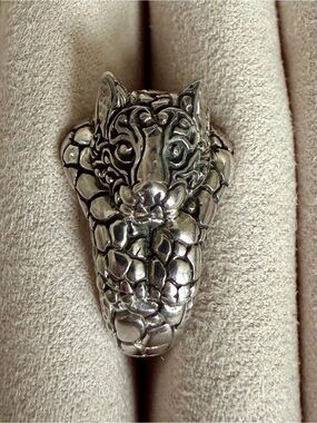 NWOT Sarda Sterling Silver Cat Ring
